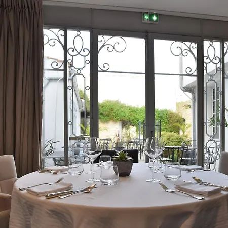 Ξενοδοχείο Les Jardins D'alienor 4*